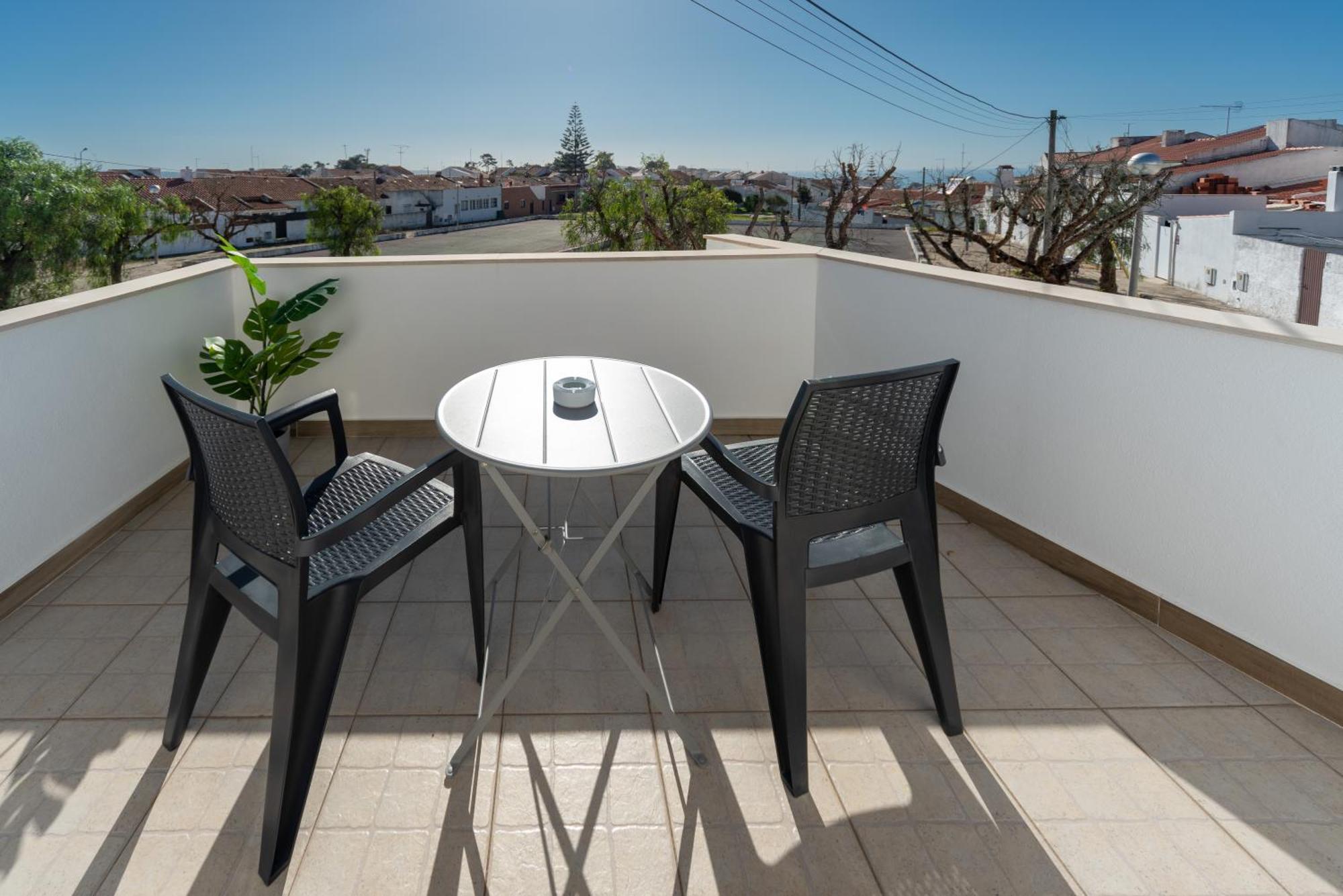 Fika Guest House Назаре Екстериор снимка